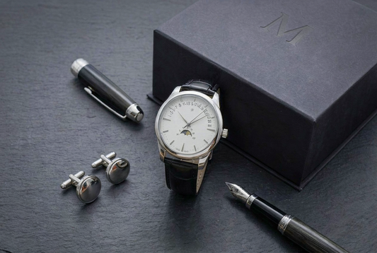 Malakswearx | Vacheron Constantin Patrimony Moon Phase Retrograde Date Luxury Watch